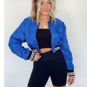 blue play the field bomber
